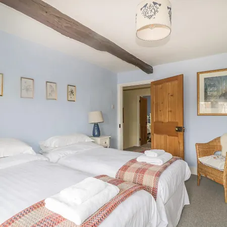 Rose Farm, Holiday home